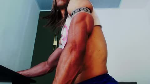 Snapshot of jeanys_sneider chatting on September 2025 10:42:02 AM Jeays online show from September 2025 10:42:02 AM