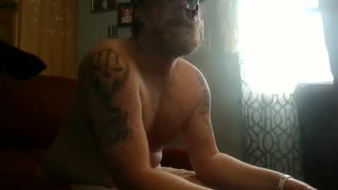 Snapshot of jearnold44 chatting on March 2025 01:20:01 PM jearnold44 online show from March 2025 01:20:01 PM