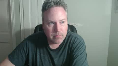 JE online show from October 2025 02:58:02 AM