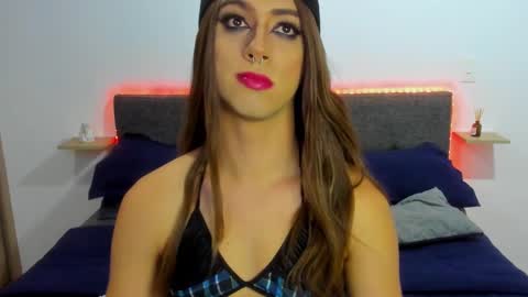 Snapshot of jeff_coleman chatting on February 2025 08:10:01 AM ashley online show from February 2025 08:10:01 AM