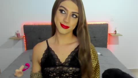 Snapshot of jeff_coleman chatting on February 2025 08:58:02 PM ashley online show from February 2025 08:58:02 PM