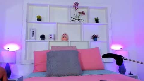 Jehn online show from November 2025 03:02:01 PM