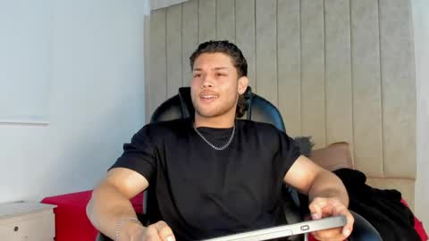 jeicob gagnon online show from October 2025 07:28:01 AM