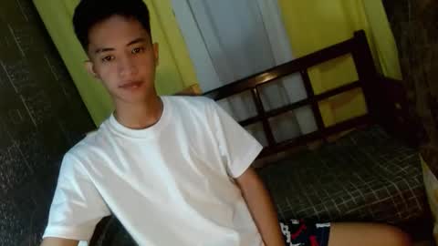 Snapshot of jel_oncamxx chatting on December 2025 12:14:02 PM JELicious online show from December 2025 12:14:02 PM