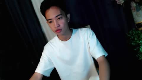 Snapshot of jel_oncamxx chatting on December 2025 11:15:02 AM JELicious online show from December 2025 11:15:02 AM