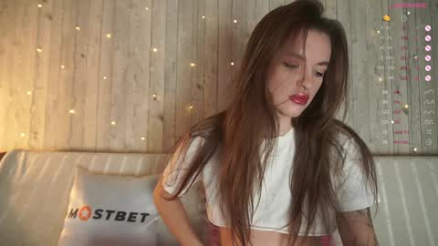 Snapshot of jelli_jennifer chatting on January 2025 11:21:02 AM follow me on  online show from January 2025 11:21:02 AM