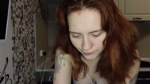 Snapshot of jelly_cherry chatting on January 2025 08:56:01 PM Emily online show from January 2025 08:56:01 PM