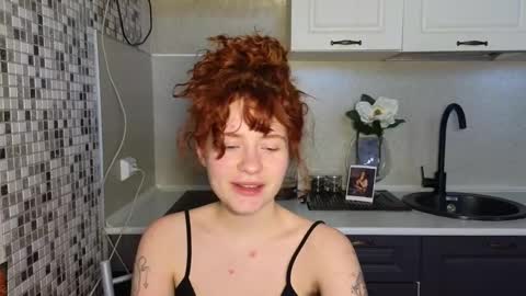 Snapshot of jelly_cherry chatting on March 2025 06:01:01 AM Emily online show from March 2025 06:01:01 AM