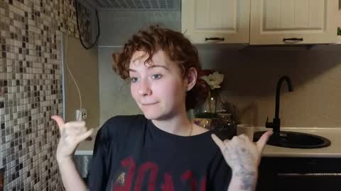 Snapshot of jelly_cherry chatting on April 2026 09:46:01 PM Emily online show from April 2026 09:46:01 PM