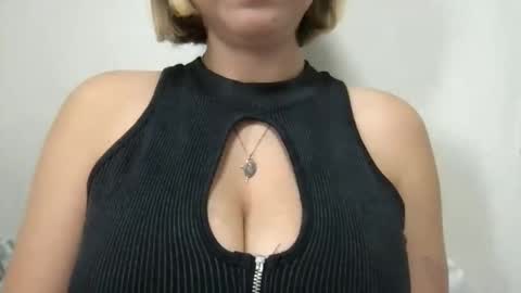 Snapshot of jelly_gum chatting on October 2025 05:14:01 AM Inna  online show from October 2025 05:14:01 AM