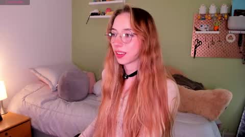 Snapshot of jelly_w5 chatting on April 2026 01:56:02 AM Jelly online show from April 2026 01:56:02 AM