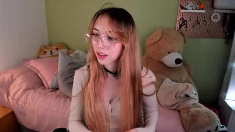 Jelly  online show from May 2026 01:11:01 AM