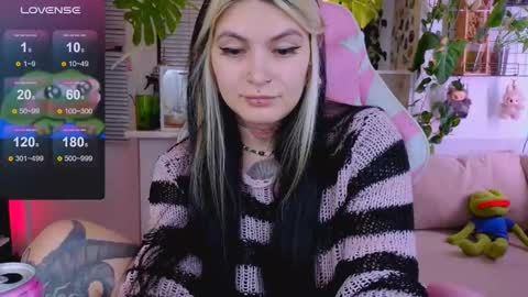 Jelya online show from September 2025 04:21:02 PM