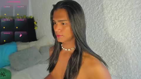 Snapshot of jem_roses3 chatting on January 2025 03:39:02 AM jem roses3 online show from January 2025 03:39:02 AM