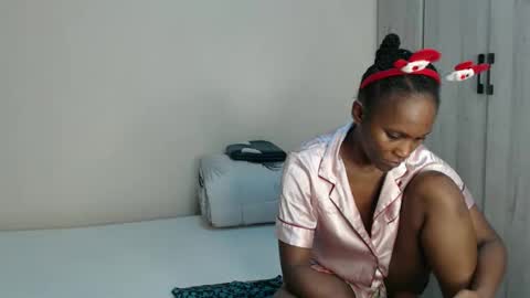 Snapshot of jemimaaam chatting on April 2026 10:47:02 AM Jemmi online show from April 2026 10:47:02 AM