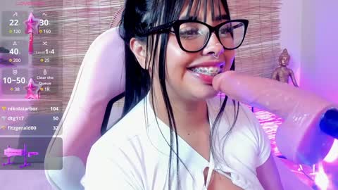 Snapshot of jena_nicols chatting on December 2024 09:55:02 AM Jena online show from December 2024 09:55:02 AM