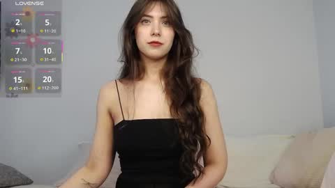 Snapshot of jenaloren chatting on April 2026 05:19:01 AM Jena dont forget to thumbs up your rating is so important to me online show from April 2026 05:19:01 AM