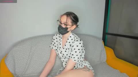 Molly online show from February 2026 01:12:01 AM