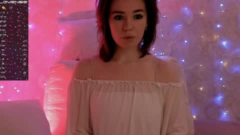 Snapshot of jeniferji chatting on April 2026 03:05:01 AM EvaSileZ online show from April 2026 03:05:01 AM