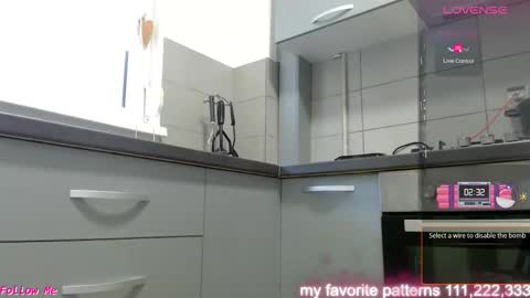 Snapshot of jeniffer1313 chatting on November 2025 07:19:01 AM jen online show from November 2025 07:19:01 AM