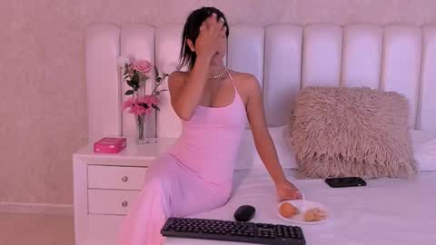 Samanta online show from December 2025 08:05:01 PM