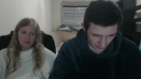 Snapshot of jenisandpeter chatting on March 2025 03:59:02 PM JenisAndPeter online show from March 2025 03:59:02 PM