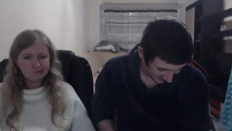 Snapshot of jenisandpeter chatting on March 2025 08:48:01 PM JenisAndPeter online show from March 2025 08:48:01 PM