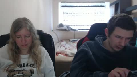 Snapshot of jenisandpeter chatting on March 2025 07:05:02 AM JenisAndPeter online show from March 2025 07:05:02 AM