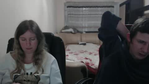 Snapshot of jenisandpeter chatting on March 2025 09:04:01 PM JenisAndPeter online show from March 2025 09:04:01 PM