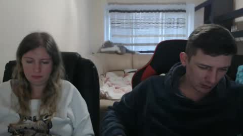 Snapshot of jenisandpeter chatting on March 2025 03:40:02 PM JenisAndPeter online show from March 2025 03:40:02 PM