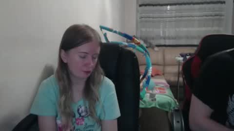 Snapshot of jenisandpeter chatting on September 2025 06:08:02 PM JenisAndPeter online show from September 2025 06:08:02 PM