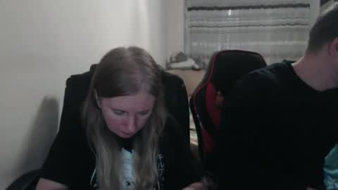 Snapshot of jenisandpeter chatting on September 2025 08:02:01 PM JenisAndPeter online show from September 2025 08:02:01 PM