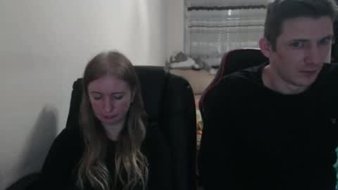 Snapshot of jenisandpeter chatting on September 2025 08:25:01 PM JenisAndPeter online show from September 2025 08:25:01 PM