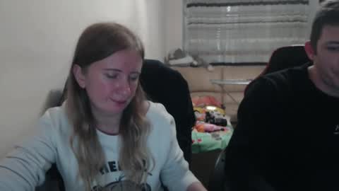 Snapshot of jenisandpeter chatting on October 2025 06:16:02 PM JenisAndPeter online show from October 2025 06:16:02 PM