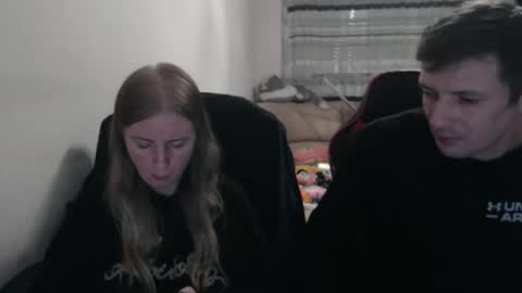 Snapshot of jenisandpeter chatting on October 2025 07:00:01 PM JenisAndPeter online show from October 2025 07:00:01 PM