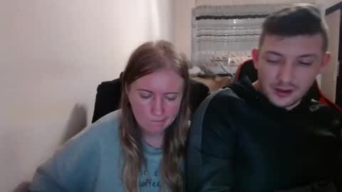 Snapshot of jenisandpeter chatting on October 2025 05:58:02 PM JenisAndPeter online show from October 2025 05:58:02 PM