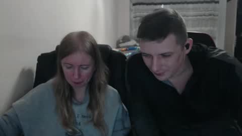 Snapshot of jenisandpeter chatting on October 2025 07:14:01 PM JenisAndPeter online show from October 2025 07:14:01 PM