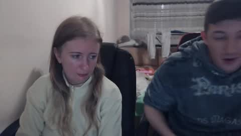 Snapshot of jenisandpeter chatting on November 2025 07:47:01 PM JenisAndPeter online show from November 2025 07:47:01 PM