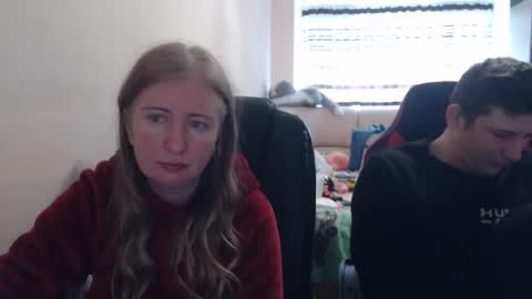 Snapshot of jenisandpeter chatting on November 2025 08:20:02 AM JenisAndPeter online show from November 2025 08:20:02 AM