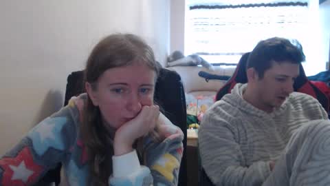 Snapshot of jenisandpeter chatting on November 2025 08:47:02 AM JenisAndPeter online show from November 2025 08:47:02 AM