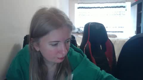 JenisAndPeter online show from March 2026 06:39:01 AM