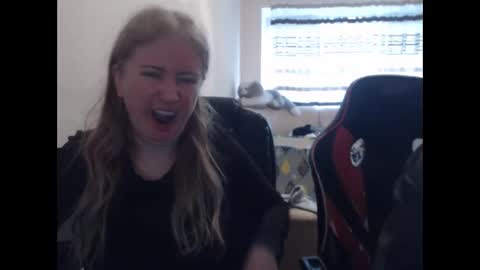 JenisAndPeter online show from April 2026 05:59:01 AM