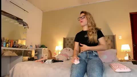 Snapshot of jenna1_ chatting on July 2026 01:02:01 PM JENNA online show from July 2026 01:02:01 PM