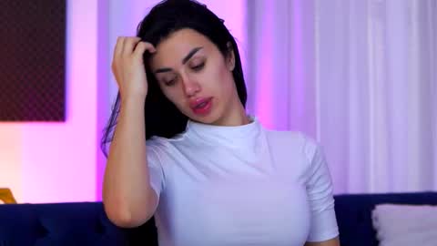 jenna_day online show from November 2025 07:01:01 AM