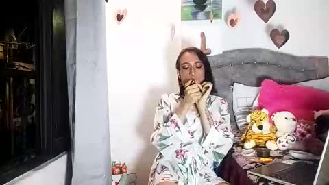  Isabella  online show from November 2025 05:09:02 AM