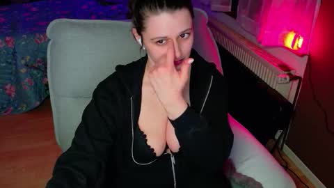 Snapshot of jenna_sxy19 chatting on March 2026 08:14:01 PM jennasxy19 online show from March 2026 08:14:01 PM