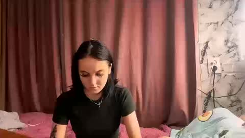 Snapshot of jennaglandon chatting on December 2025 11:16:02 AM Mia online show from December 2025 11:16:02 AM