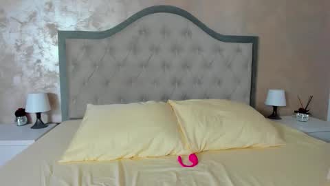 Snapshot of jennamyers chatting on September 2025 07:19:02 PM JennaMyers online show from September 2025 07:19:02 PM