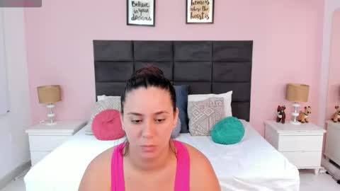 jenner_madison online show from November 2025 11:20:01 AM