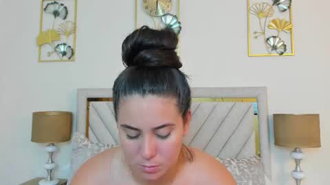 Snapshot of jenner_madison chatting on July 2026 12:33:01 PM jenner_madison online show from July 2026 12:33:01 PM